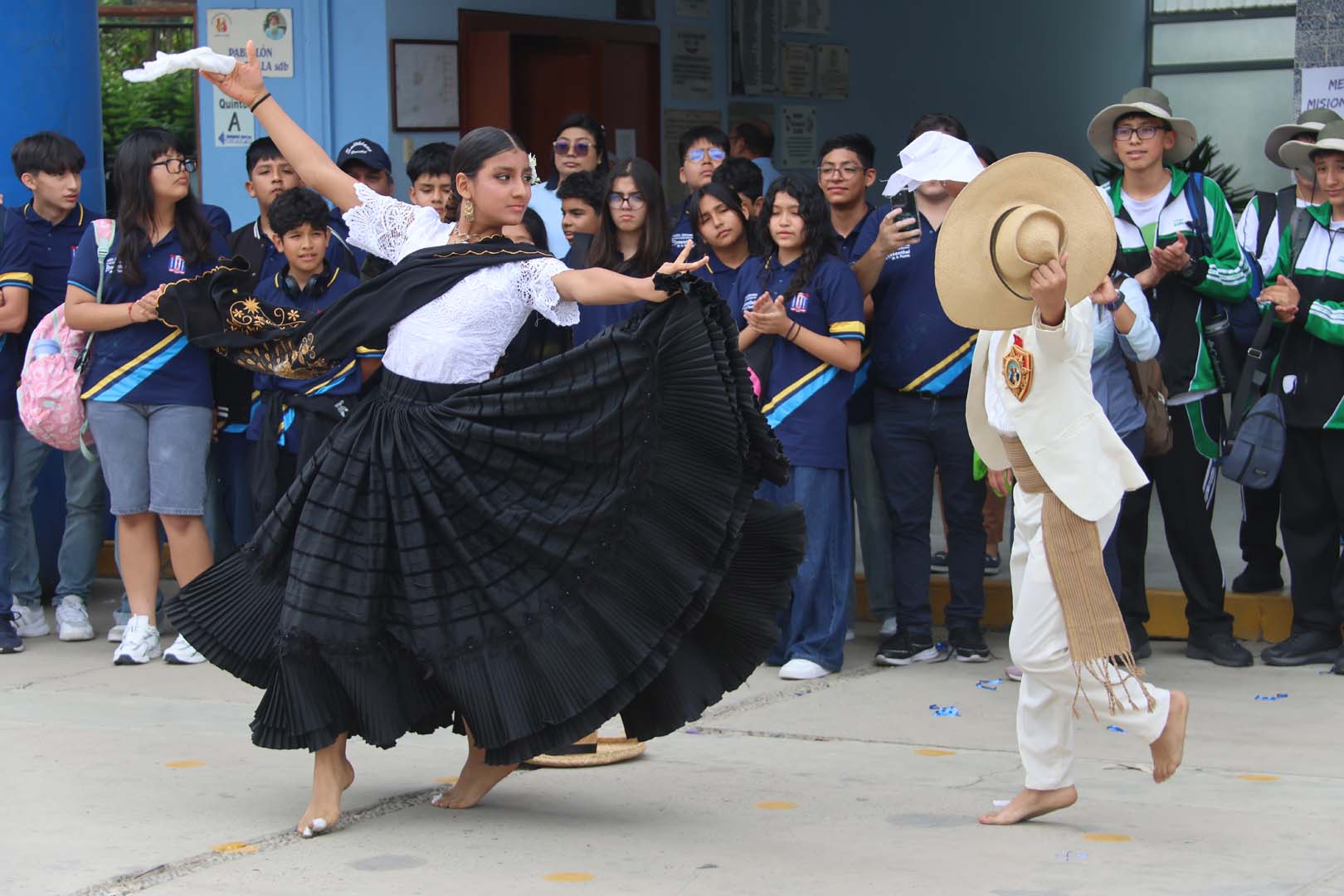 Una sinfonía de fe, arte y juventud: así se vivió el histórico II Encuentro de Bandas Sinfónicas Salesianas Piura 2026 — foto 76